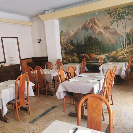 Hotel Le Tourisme Embrun Dış mekan fotoğraf