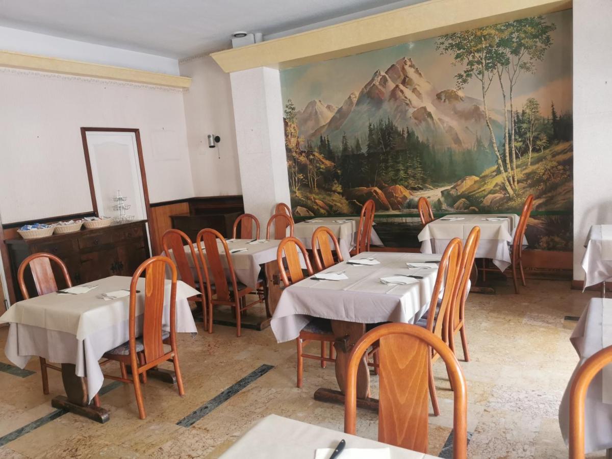 Hotel Le Tourisme Embrun Dış mekan fotoğraf